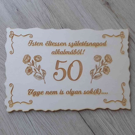 Návrh a výroba drevených tabuliek na mieru gravírovaných a vyrezávaných laserom z preglejky