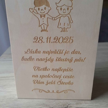 Personalizovaný svadobný drevený obal na fľašu whisky, likéry a alkohol gravírovaný laserom