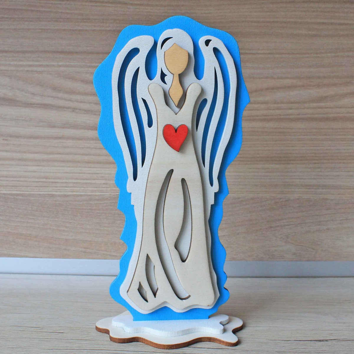 Autorský ručne maľovaný drevený anjel
