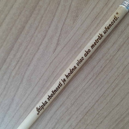 Ceruzka s vlastným gravírovaným textom na mieru