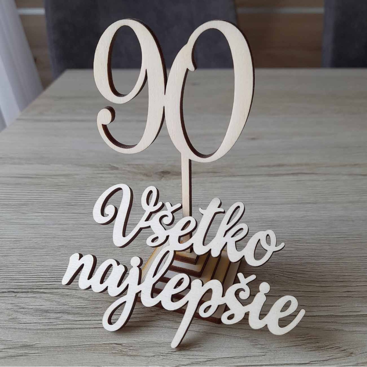 Drevený zápich na tortu vlastné číslo s nápisom na čelo torty všetko najlepšie
