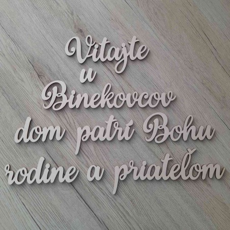 Drevený nápis na stenu s vlastným textom vyrezaný laserom po slovách z preglejky