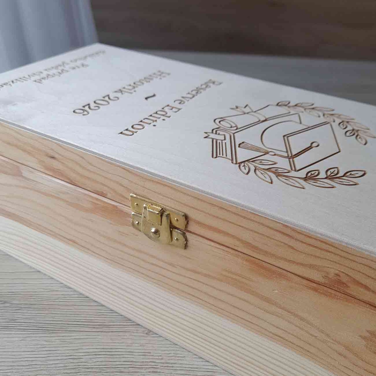 Drevený box na whisky s gravírovaním na mieru