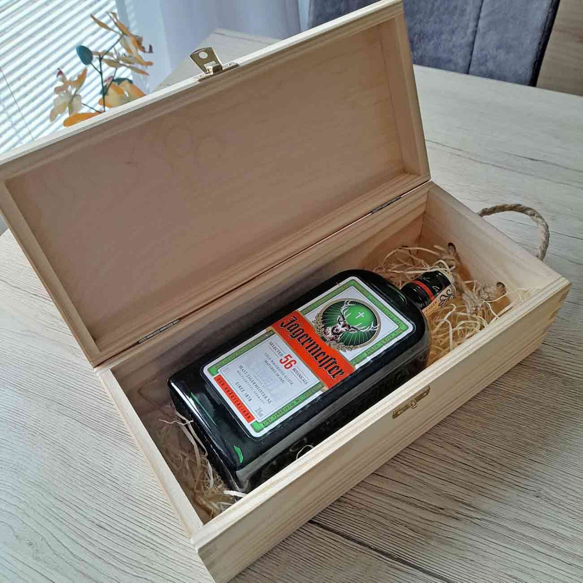 Gravírovaná truhlica na whisky s vlastným textom