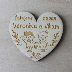 Originálne svadobné drevené magnetky z preglejky v tvare srdiečka s gravírovaným textom