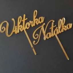 Moderný zltaý zrkadlový zápich do torty s vlastným menom v úzkom písme